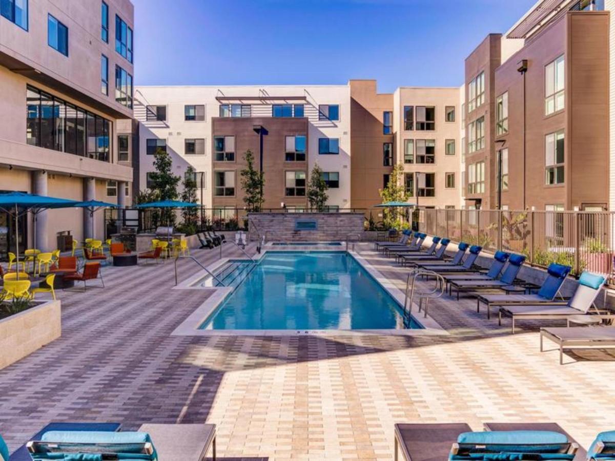 Novo Apartments Mountain View Bagian luar foto