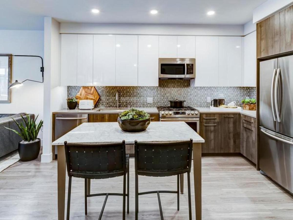 Novo Apartments Mountain View Bagian luar foto